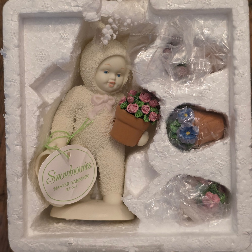 DEPARTMENT 56 Snowbunnies Master Gardener Figurine Set of 4 Vintage 1999 BOXED - Picture 5 of 5